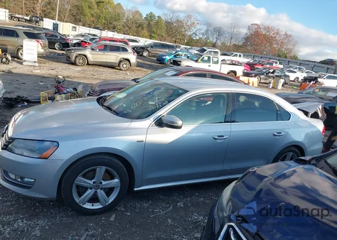 2015 Volkswagen Passat 1.8T Limited Edition from USA, damaged, VIN 1VWAT7A32FC113207